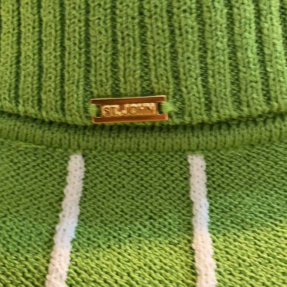 ST. JOHN Green w/White Stripes Sweater Set - Picture 14 of 14